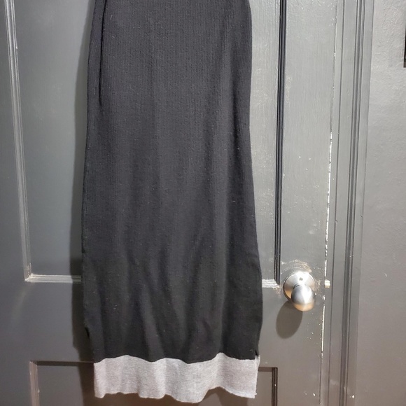 Athleta Sleeveless Maxi Dress - Size Medium - Picture 3 of 6